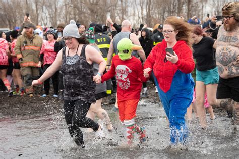 The <b>2022</b> <b>Polar</b> <b>Plunge</b> is an event where all money raised will stay in Indiana for participants of the Special Olympics, and people who donate have a chance to jump in some water, or attend a. . 2022 polar plunge